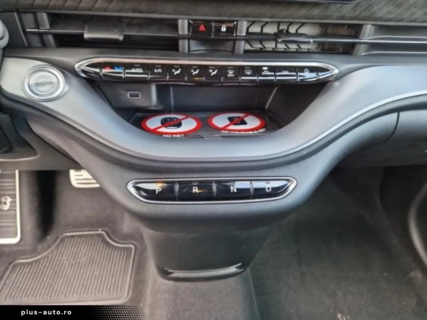 ABARTH 500e Cabrio Scorpion Alcantara uvm.