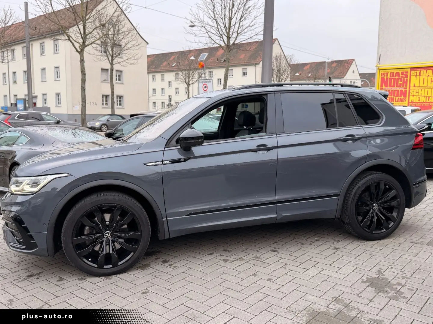 VW Tiguan R-Line 4Motion-Pano-Head Up-Matrix