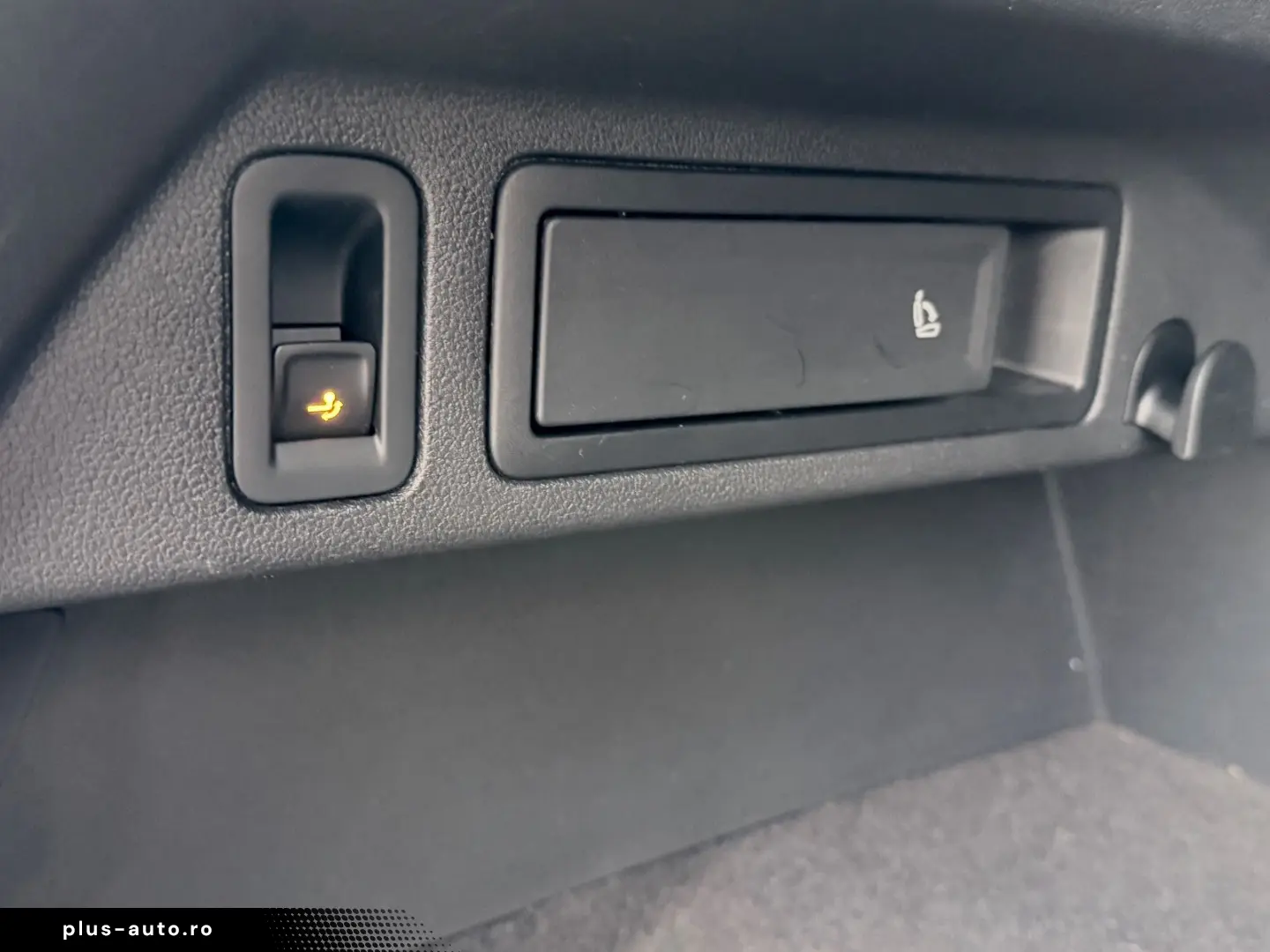 VW Tiguan R-Line 4Motion-Pano-Head Up-Matrix