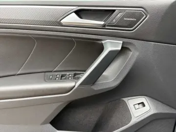 VW Tiguan 2.0 TDI 4Motion R-Line DSG Garantie AHK A