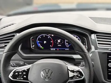 VW Tiguan 2.0 TDI 4Motion R-Line DSG Garantie AHK A