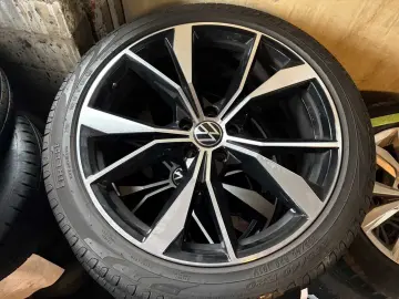 VW Tiguan 2.0 TDI 4Motion R-Line DSG Garantie AHK A