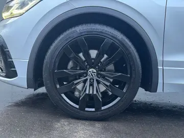 VW Tiguan R-Line 2.0TDI 4M AHK STANDH MATRIX