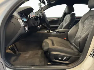 BMW 530d xDr M SPORT LiveProf DAProf RFK Laser HUD