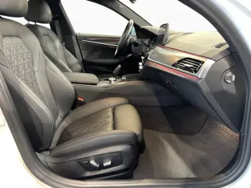 BMW 530d xDr M SPORT LiveProf DAProf RFK Laser HUD