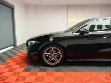 Mercedes-Benz A 180 AMG Line