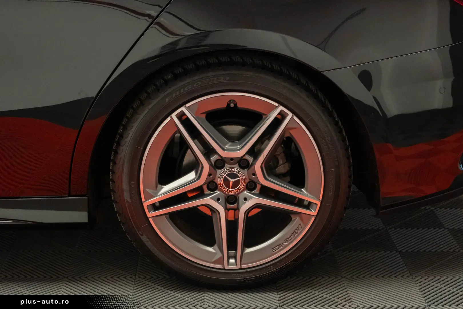 Mercedes-Benz A 180 AMG Line