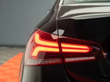 Mercedes-Benz A 180 AMG Line