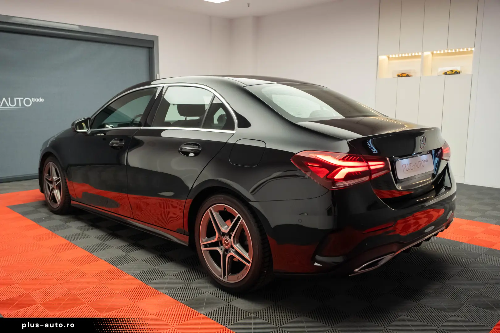 Mercedes-Benz A 180 AMG Line