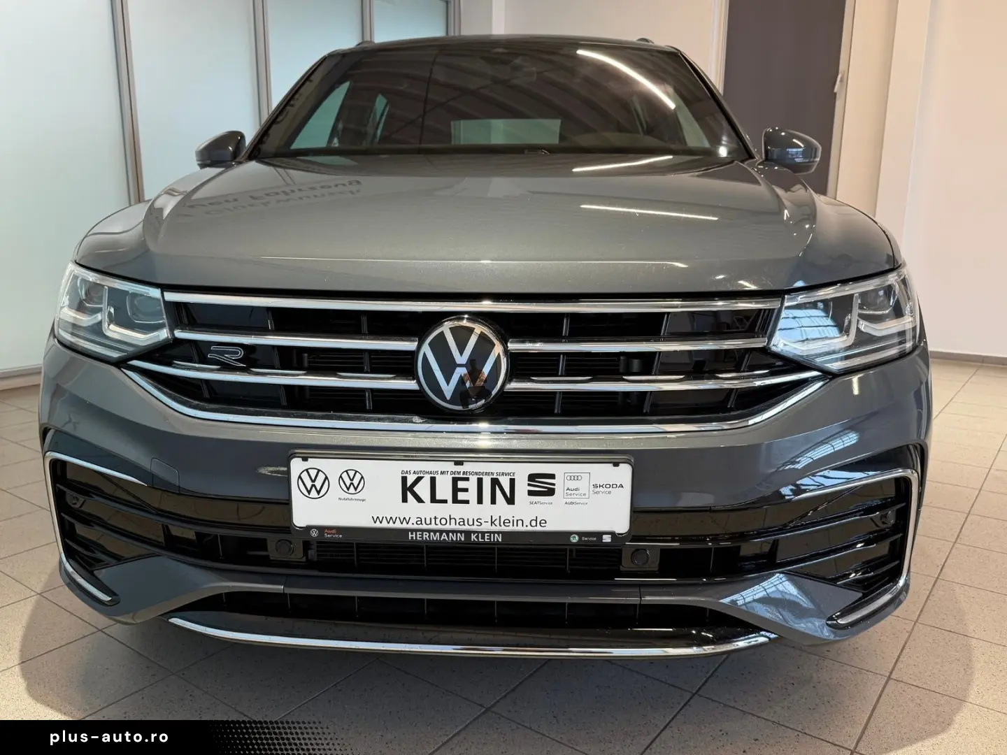 VW Tiguan R-Line 2.0 TDI 4Motion Diebsathlwarn.  AH