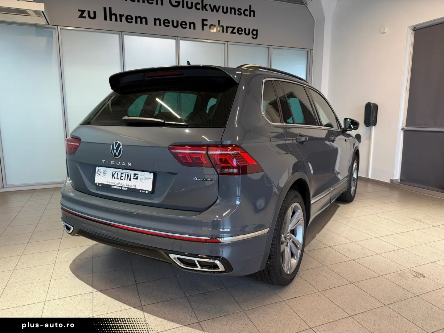 VW Tiguan R-Line 2.0 TDI 4Motion Diebsathlwarn.  AH