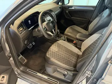 VW Tiguan R-Line 2.0 TDI 4Motion Diebsathlwarn.  AH