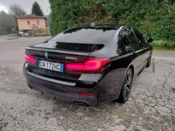 BMW BMW Serie 5 530e Msport Plug in!!