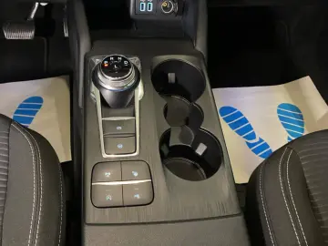 FORD Kuga Cool&Connect  Plug-in Hybrid  Navi  Klima