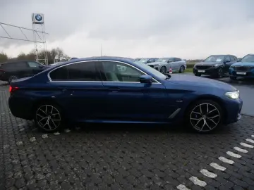 BMW 530e xDrive Limousine M Sportpaket Head-Up DAB