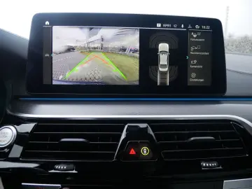 BMW 530e xDrive Limousine M Sportpaket Head-Up DAB