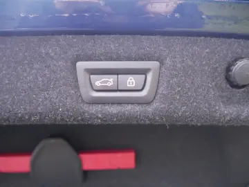 BMW 530e xDrive Limousine M Sportpaket Head-Up DAB