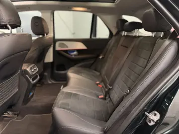 MERCEDES-BENZ GLE 300 d 4M