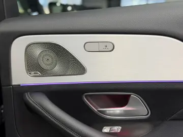 MERCEDES-BENZ GLE 300 d 4M