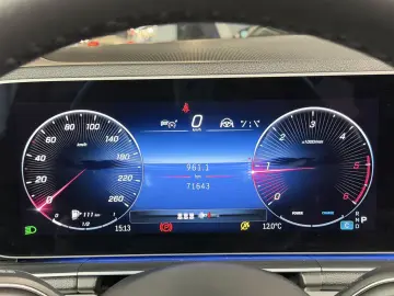 MERCEDES-BENZ GLE 300 d 4M