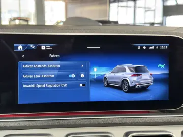 MERCEDES-BENZ GLE 300 d 4M