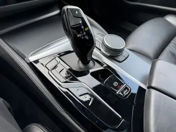 BMW 530e iPerformance M Sport GHD h&k LASER DA-Prof