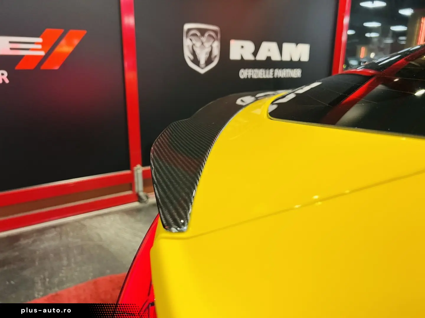 LAMBORGHINI Urus Performante