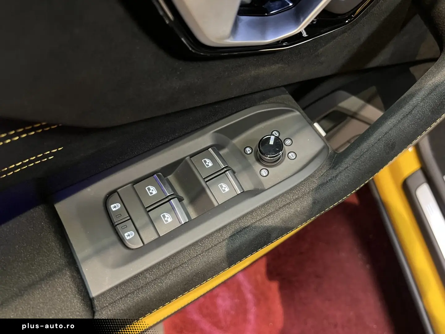 LAMBORGHINI Urus Performante