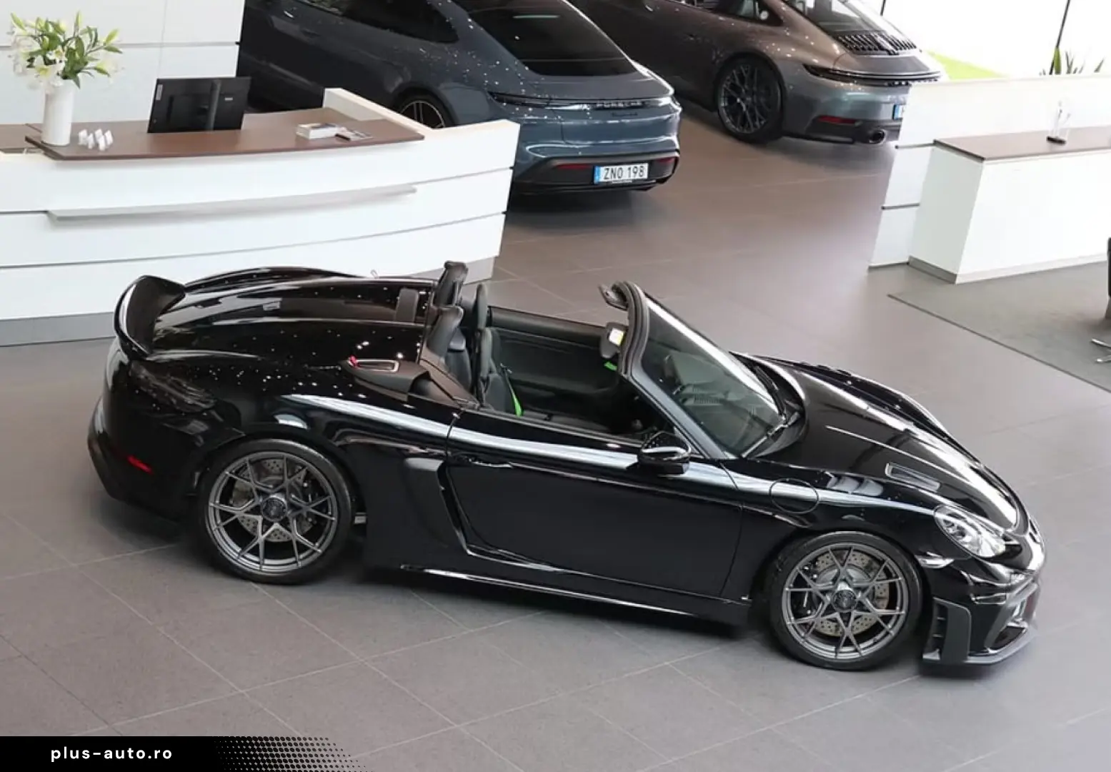 Porsche 718 Spyder RS