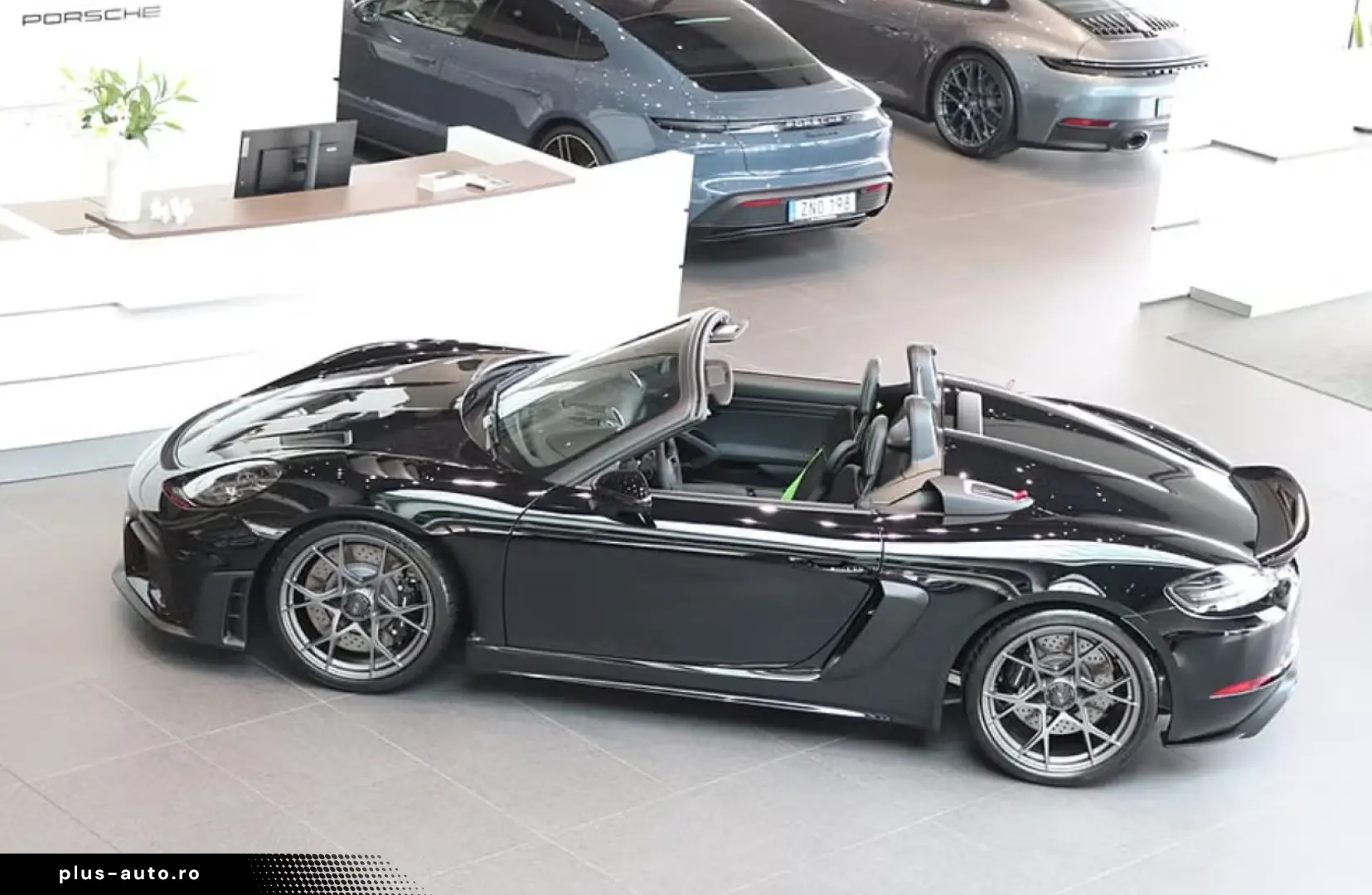 Porsche 718 Spyder RS