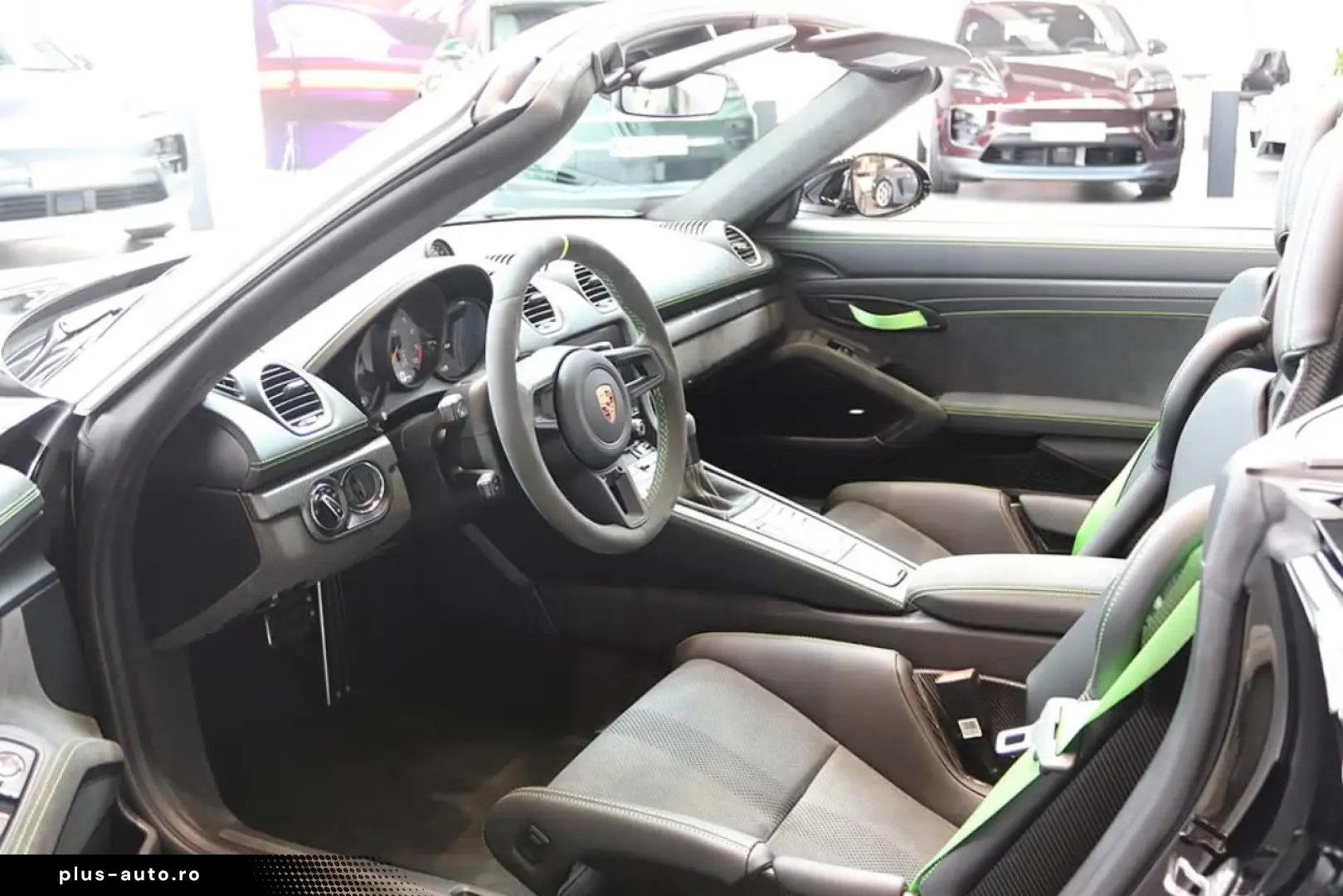 Porsche 718 Spyder RS