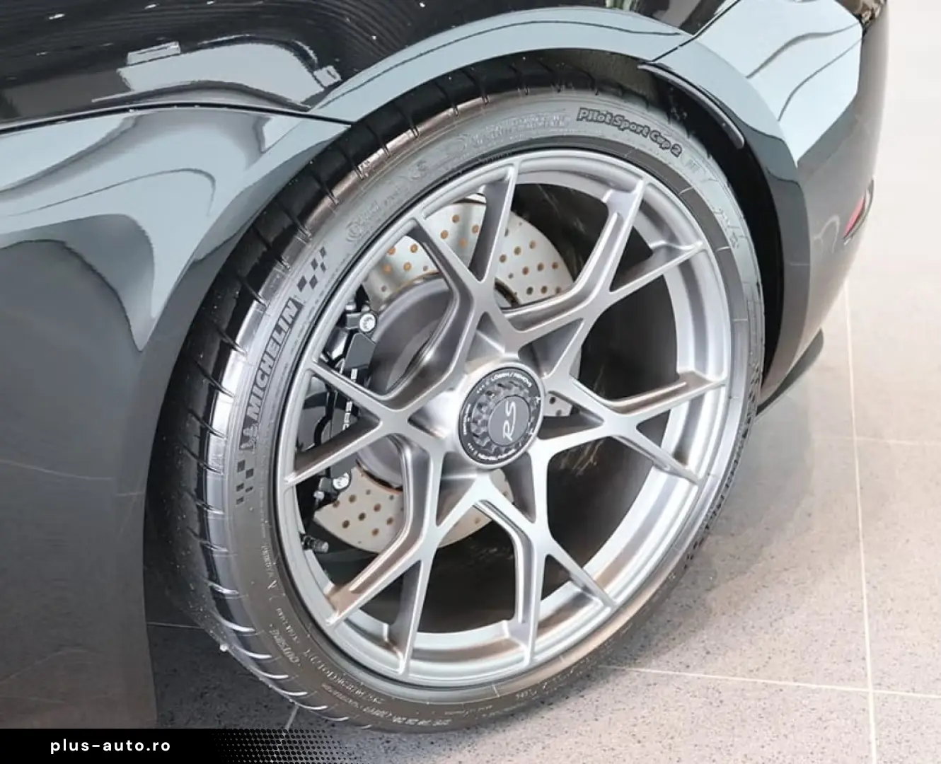 Porsche 718 Spyder RS