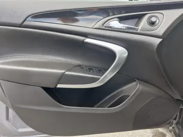 Opel Insignia Sports Tourer 2.0 CDTI