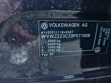 Volkswagen Passat 1.4   Benzină