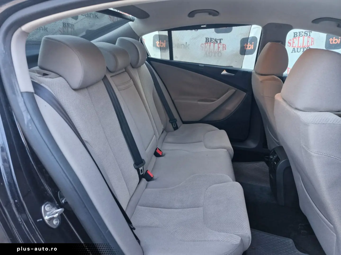 Volkswagen Passat 1.4   Benzină