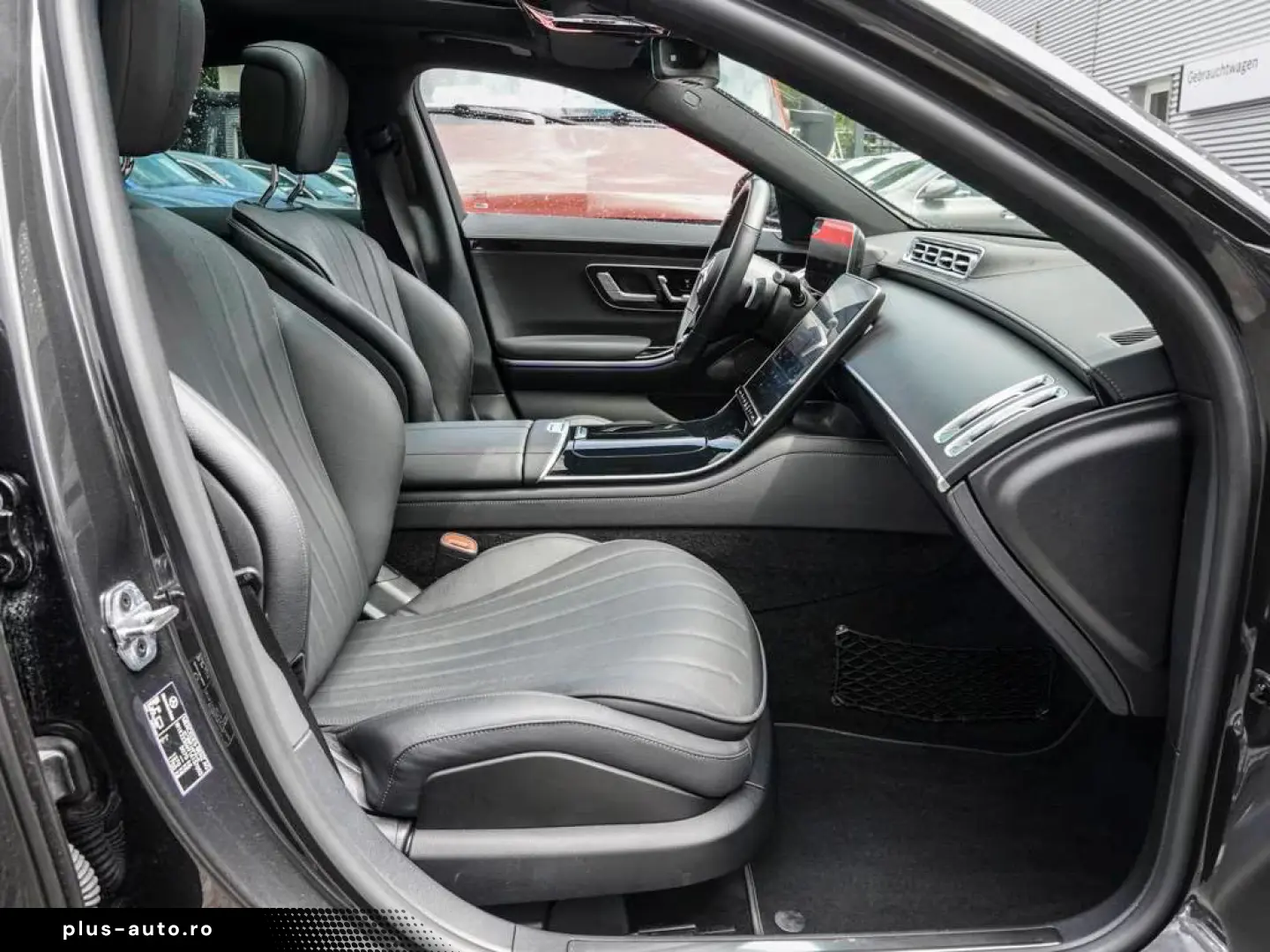 Mercedes-Benz S 580 e 4M PANO BURMESTER