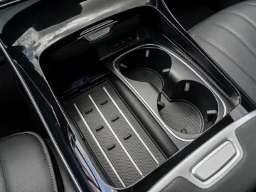 Mercedes-Benz S 580 e 4M PANO BURMESTER