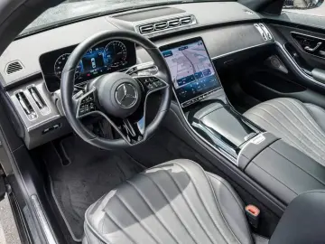 Mercedes-Benz S 580 e 4M PANO BURMESTER