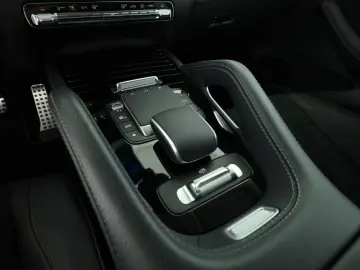 MERCEDES-BENZ GLE 300 d 4M AMG Line