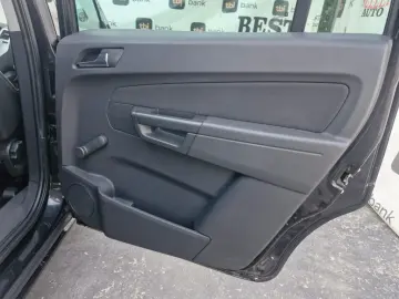 Opel Zafira – 1.6 Benzina