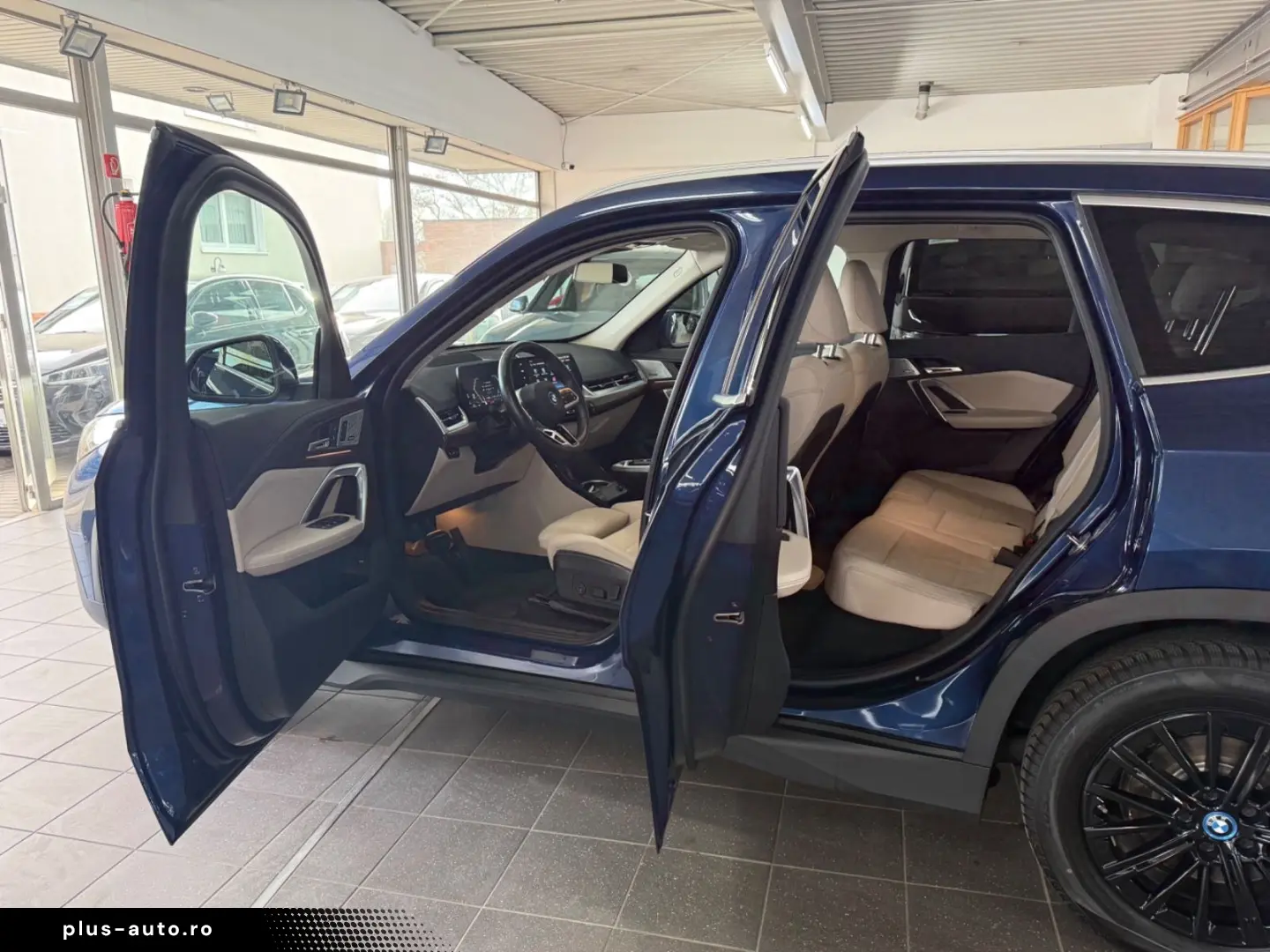 BMW X1 30e xD M Technic HaKa DAP HuD ParkPLUS Pano