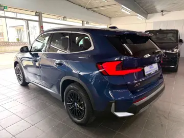 BMW X1 30e xD M Technic HaKa DAP HuD ParkPLUS Pano