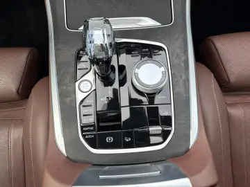 BMW X5 xDrive40d M-Sport AHK PANO DAPro Laser 22