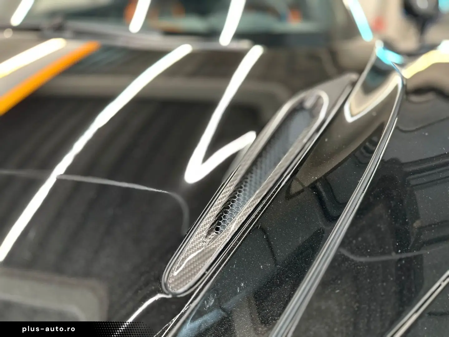 MCLAREN 720S   Carbon Fibre Ext. & Int.   TrackTelemetry