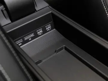 PORSCHE 911 Targa 4S Keramikbremse (PCCB)