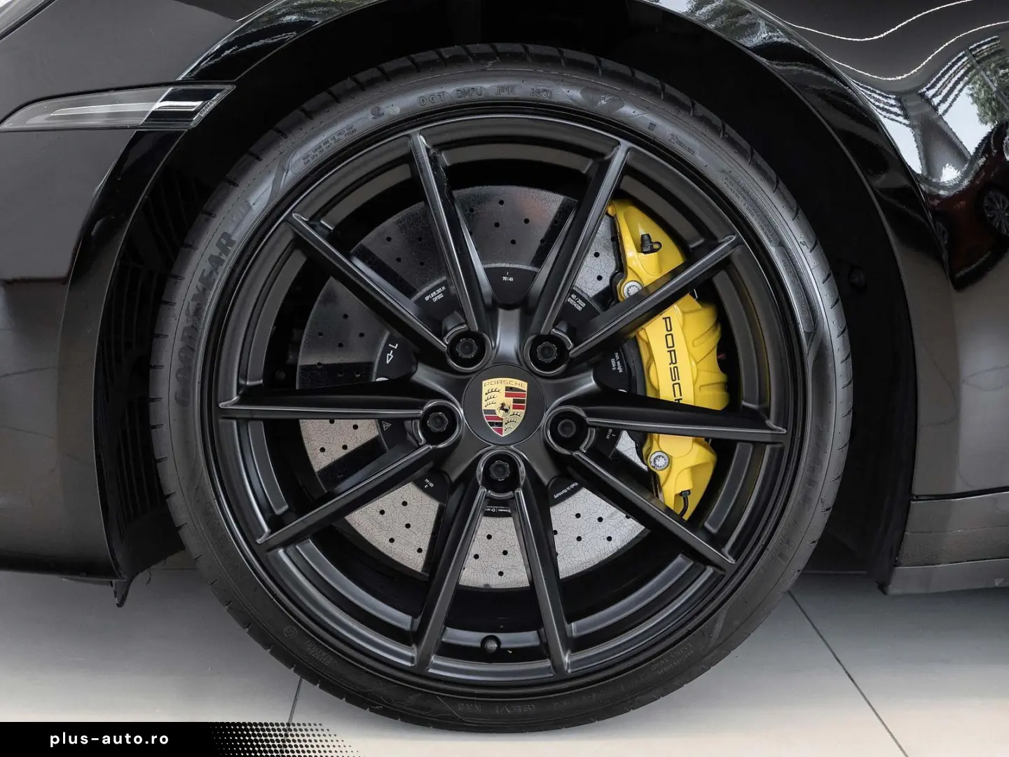 PORSCHE 911 Targa 4S Keramikbremse (PCCB)