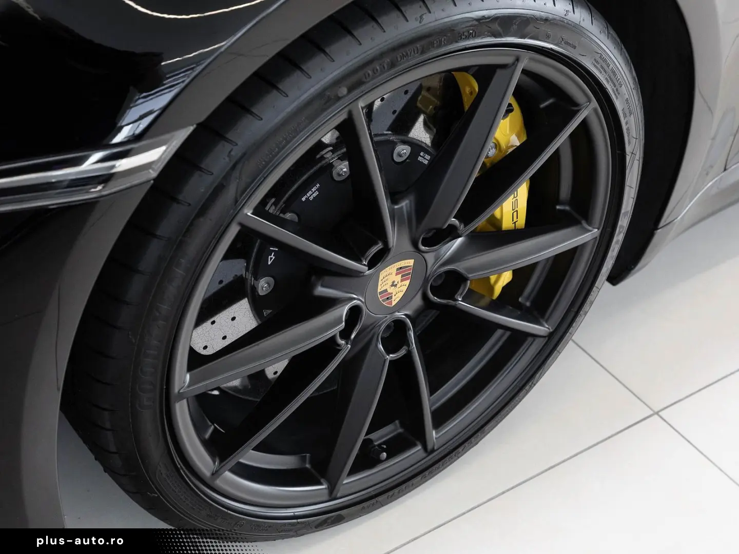 PORSCHE 911 Targa 4S Keramikbremse (PCCB)