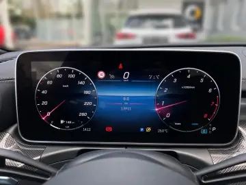 MERCEDES-BENZ C 200 AMG Memory DigLight LenkradHz 360 Kamera