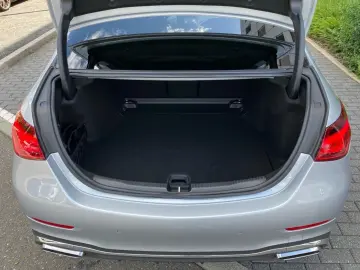 MERCEDES-BENZ C 200 AMG Memory DigLight LenkradHz 360 Kamera