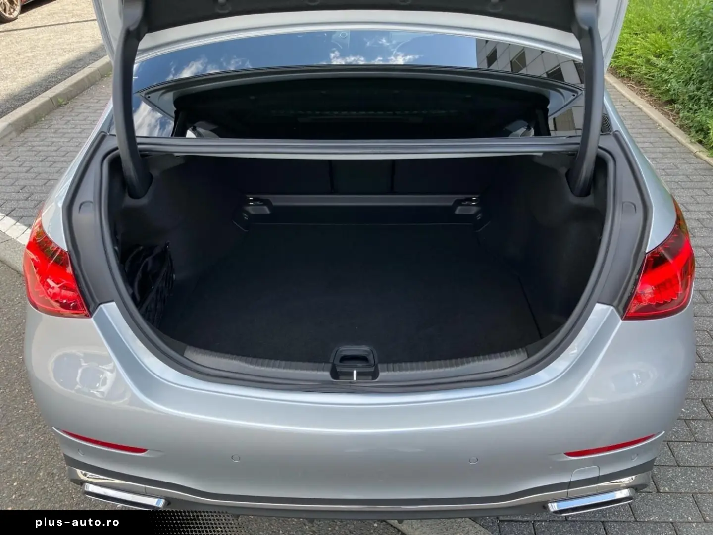 MERCEDES-BENZ C 200 AMG Memory DigLight LenkradHz 360 Kamera